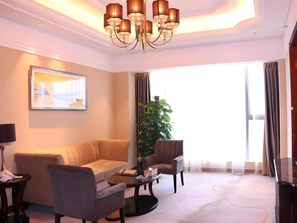 Wyndham Grand Plaza Royale Xianglin Shaoyang Ξενοδοχείο Εξωτερικό φωτογραφία