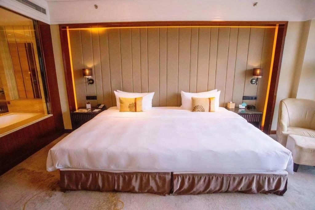 Wyndham Grand Plaza Royale Xianglin Shaoyang Ξενοδοχείο Εξωτερικό φωτογραφία